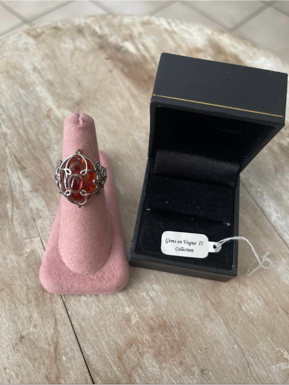 Amber ring - Picture 4 of 5